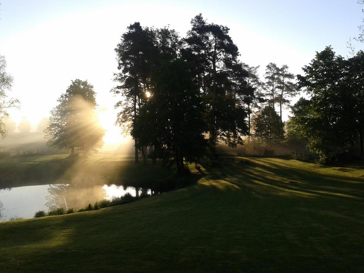 Zielone Okiennice Miłki Buitenkant foto